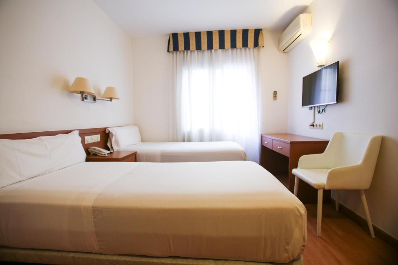 Gatell Hotel Vilanova i la Geltrú Εξωτερικό φωτογραφία